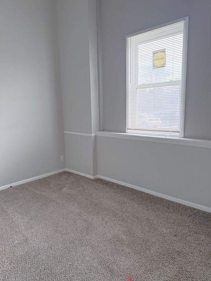 Mason School Apartments - Photo 6 of 43