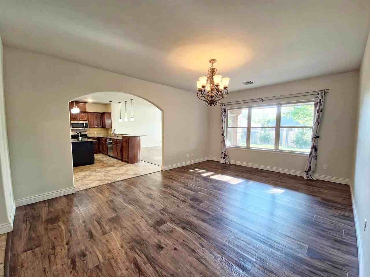 16008 Bravado Pl - Photo 5 of 43