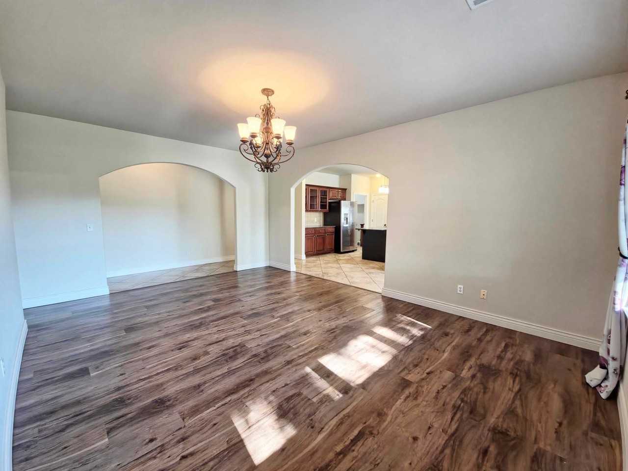 16008 Bravado Pl - Photo 7 of 43