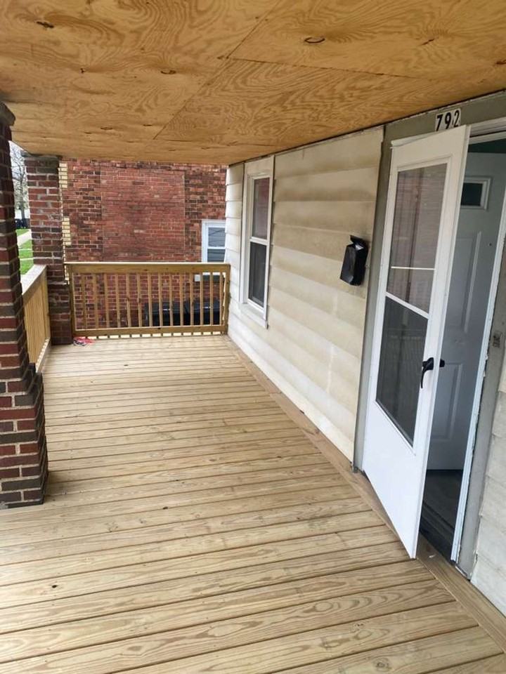 792 London Rd - Photo 2 of 30