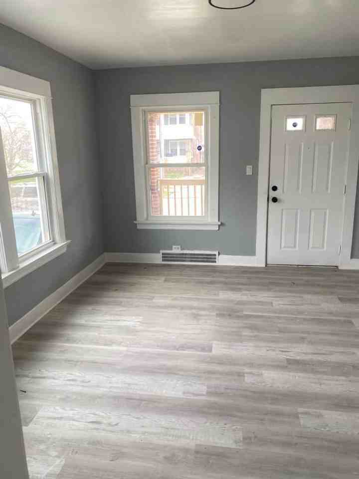 792 London Rd - Photo 6 of 30