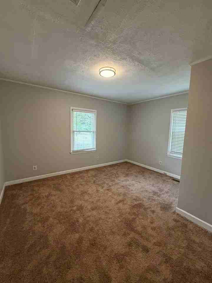 3008 James Dail Rd - Photo 5 of 19