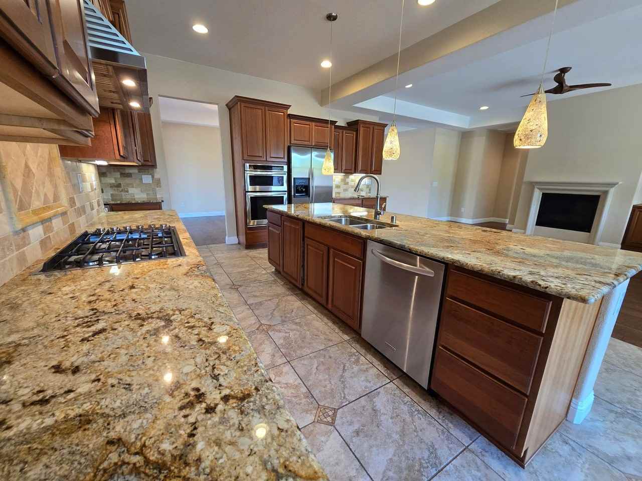 2098 Blue Boy Ln - Photo 7 of 36