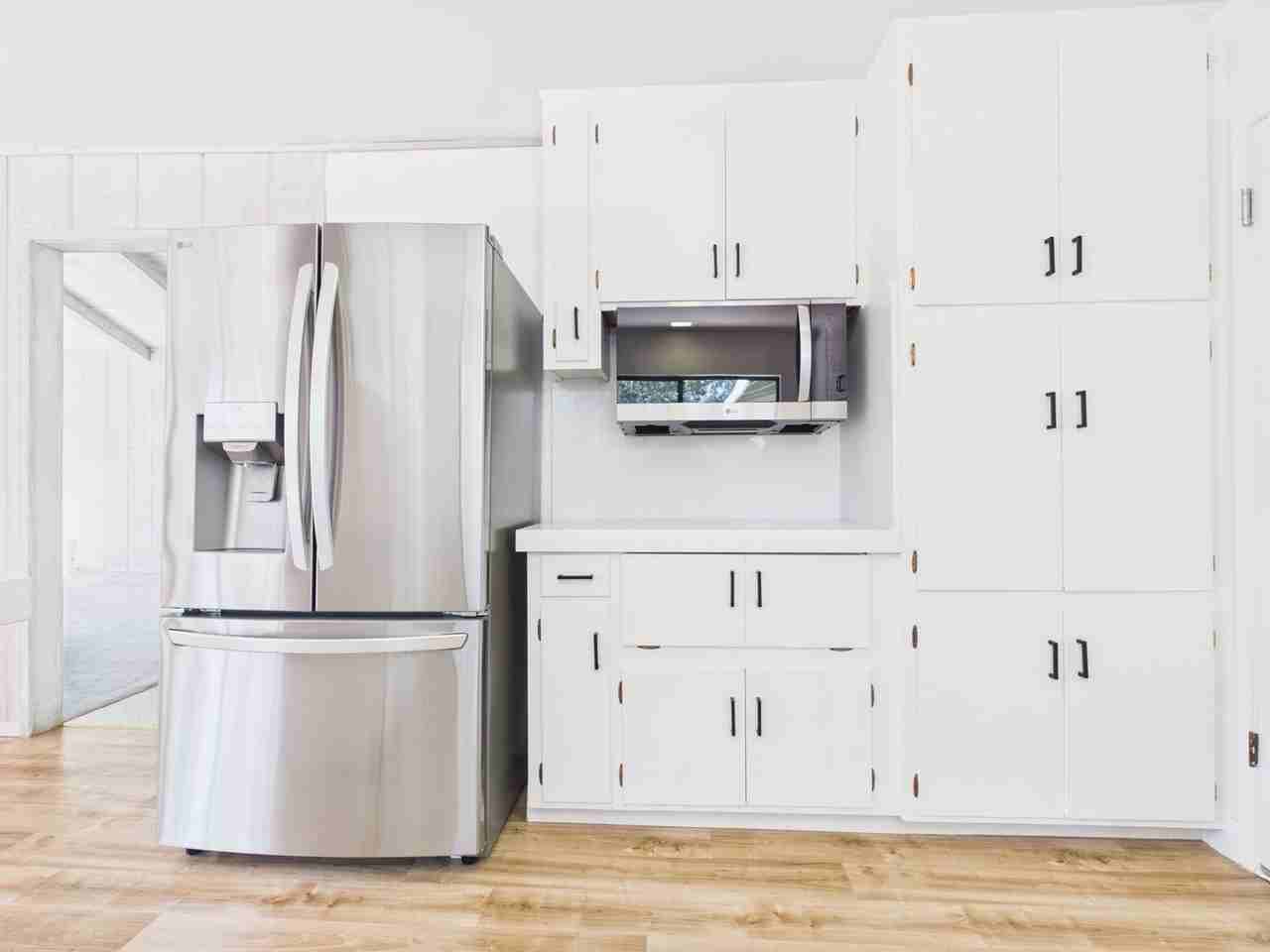 1154 Chaparral Rd - Photo 6 of 30