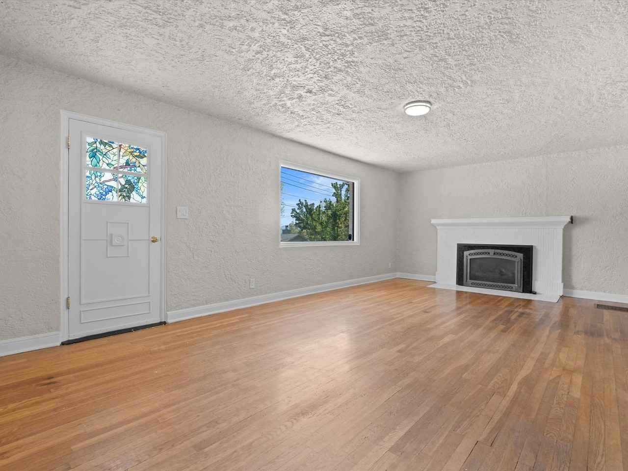 1117 Codel Way - Photo 6 of 41