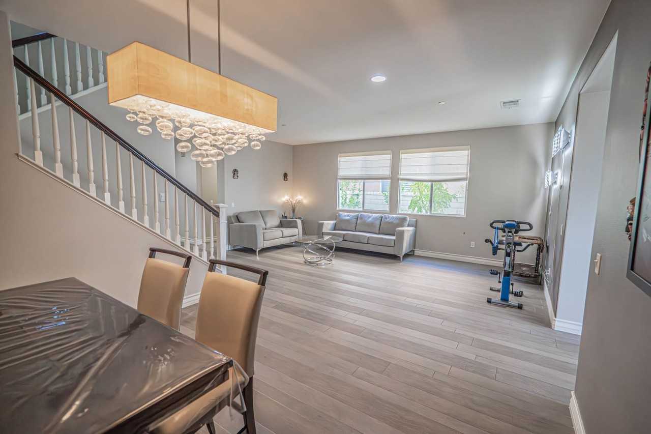 24313 El Corazon Dr - Photo 7 of 44