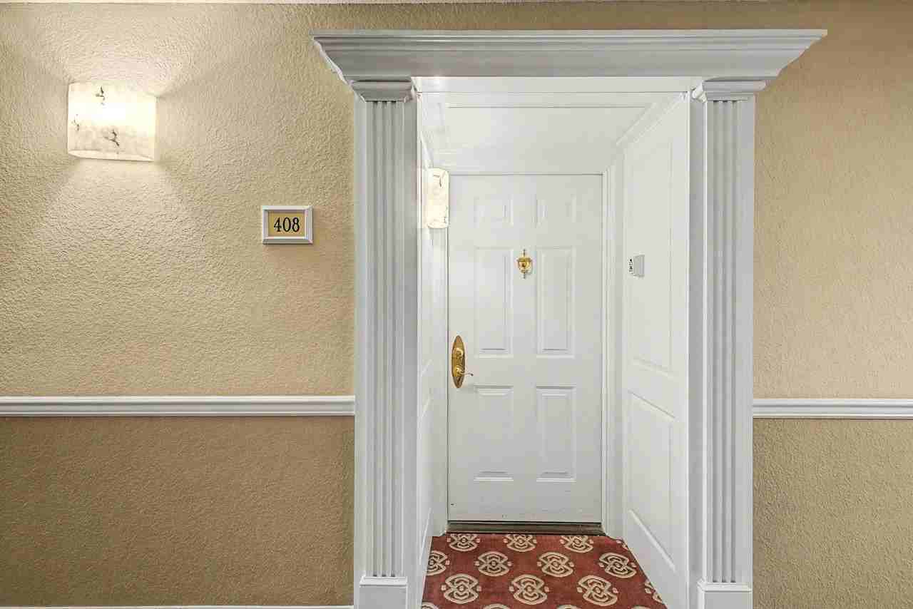 4200 N Miller Rd #408 - Photo 2 of 31