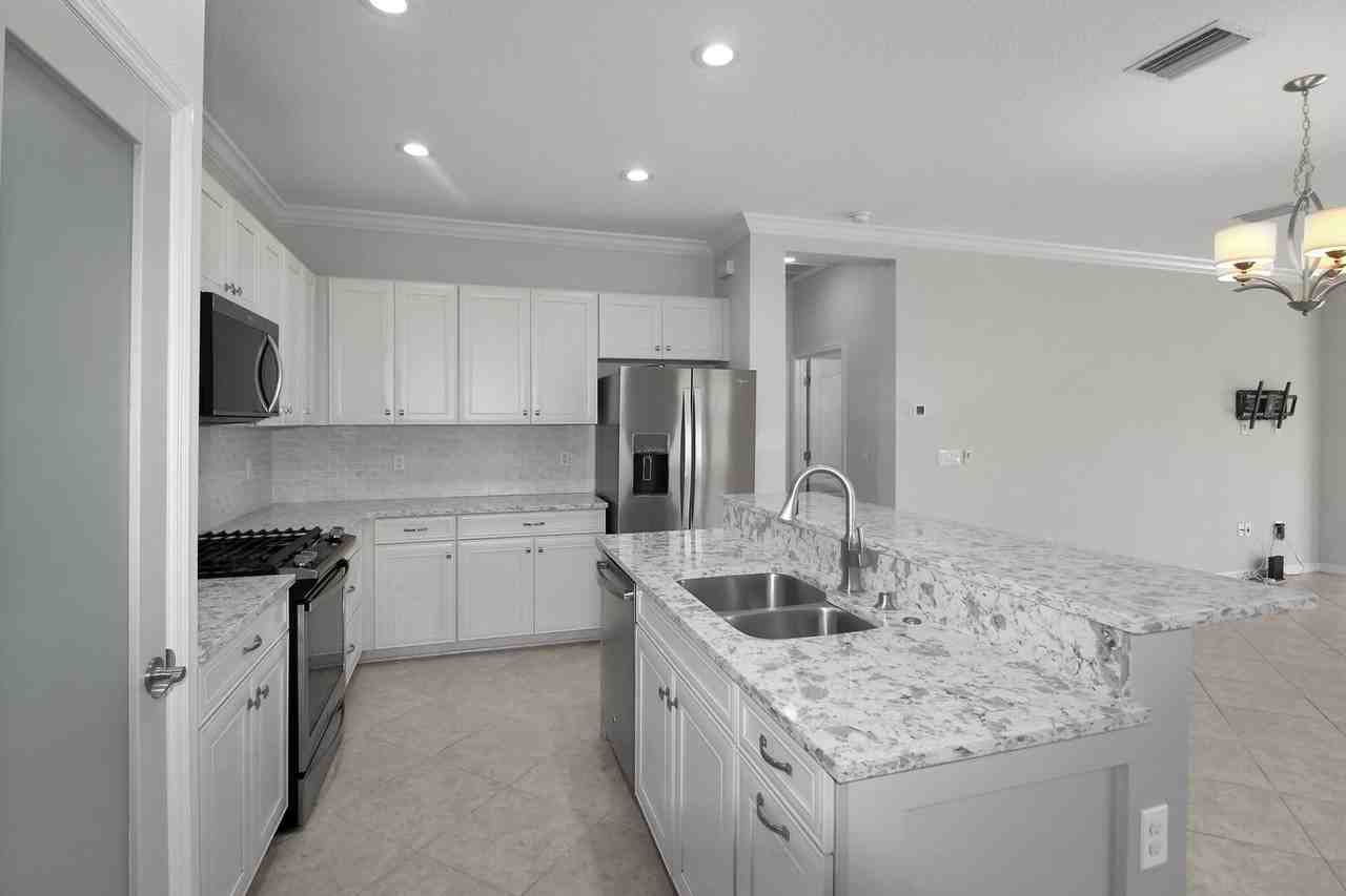 233 Marcheno Way - Photo 3 of 22