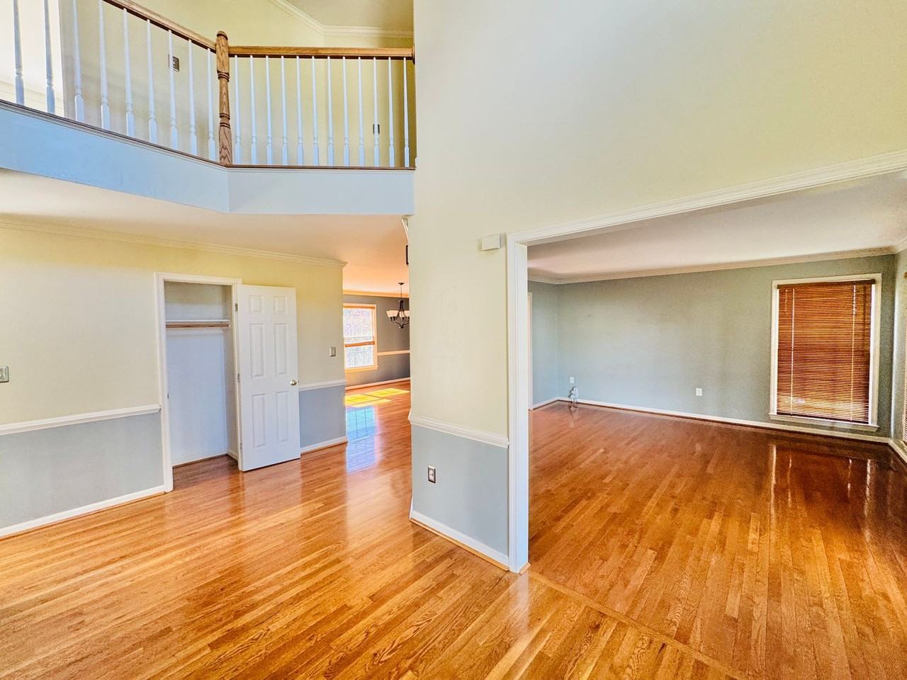 28 Scotland Cir - Photo 3 of 33