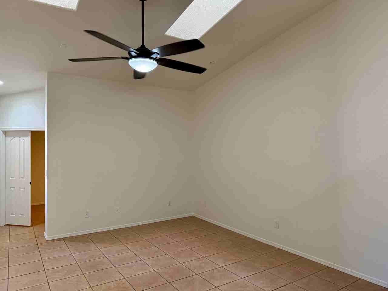 3108 S Ragen Dr - Photo 3 of 26