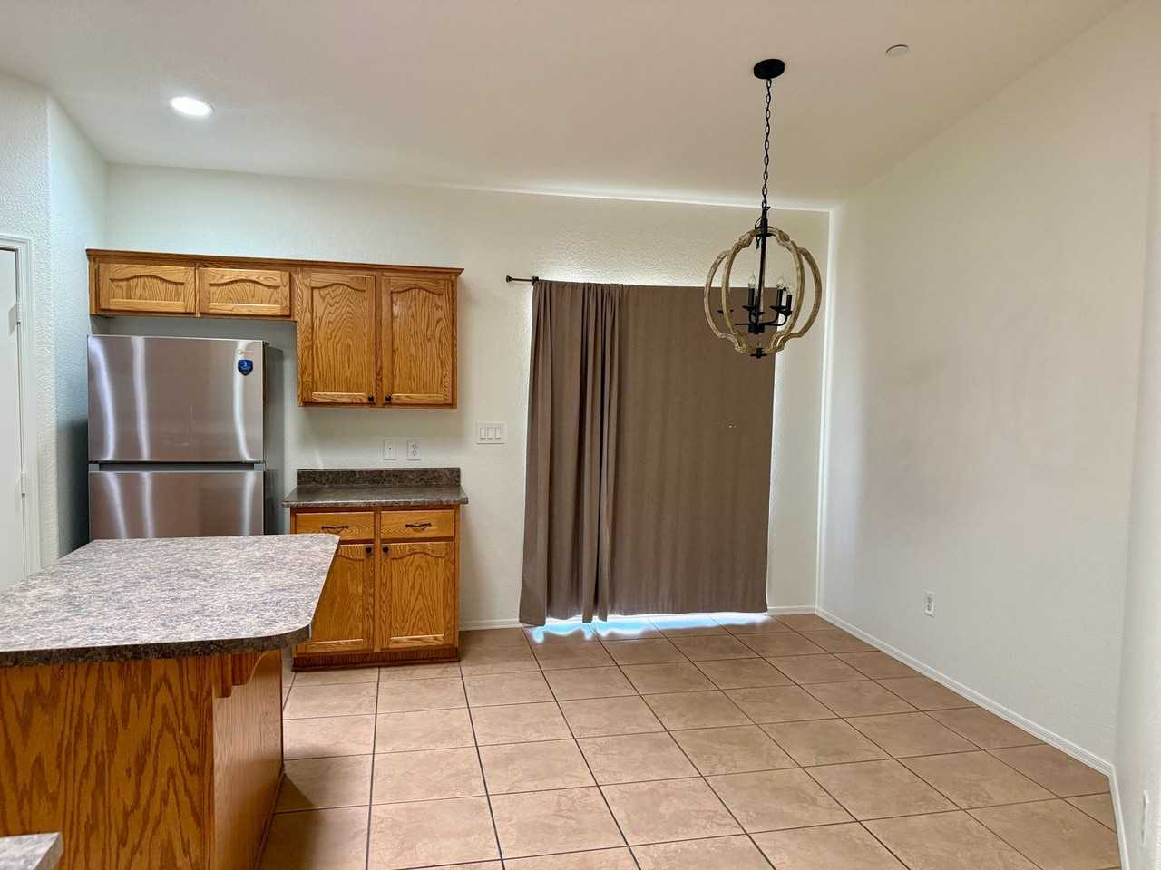 3108 S Ragen Dr - Photo 6 of 26