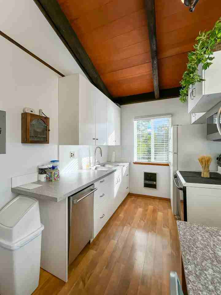 100 100 Now Colorado Ct - Photo 2 of 14