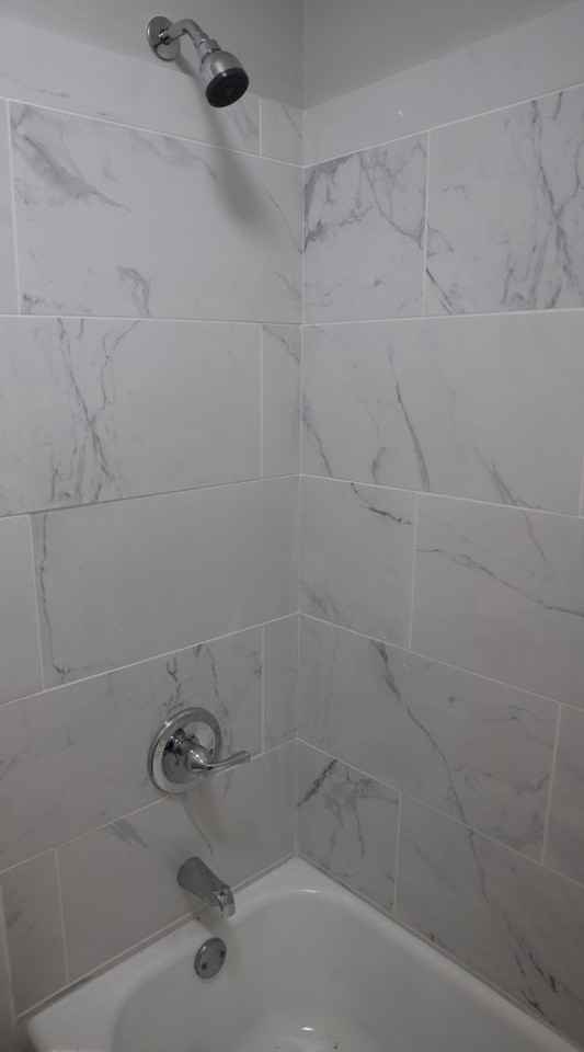 5006 Sarah St - Photo 5 of 9