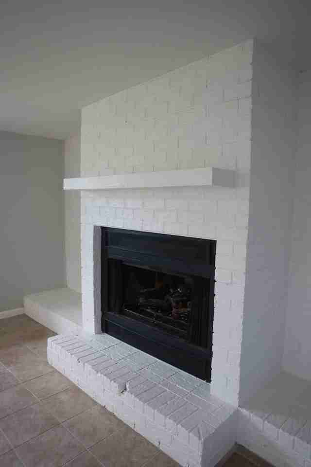 5006 Sarah St - Photo 7 of 9