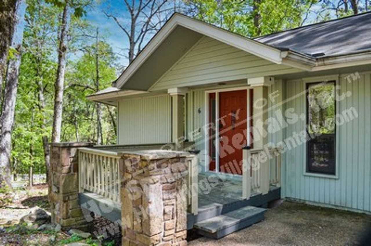 6 Hermosa Cir - Photo 3 of 27