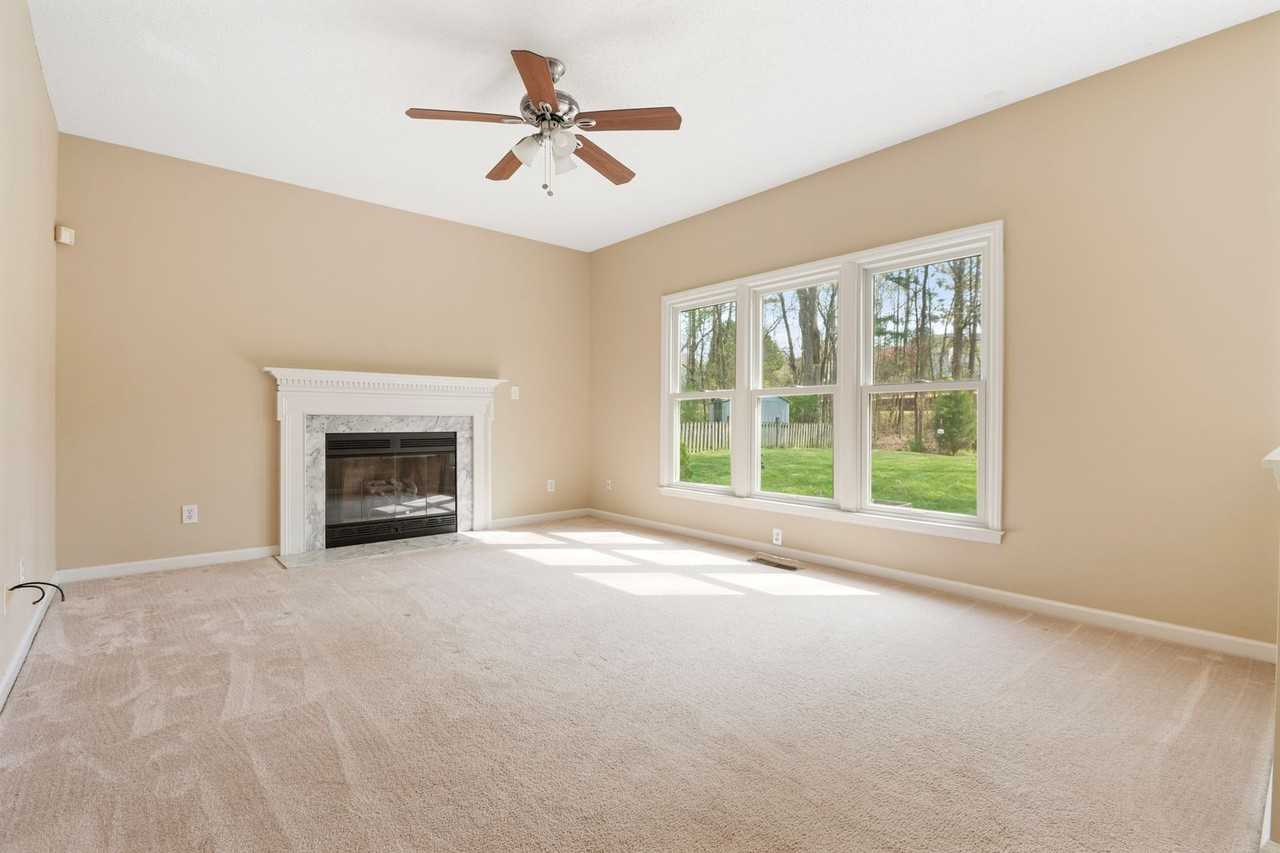 9552 Bells Valley Dr - Photo 5 of 32