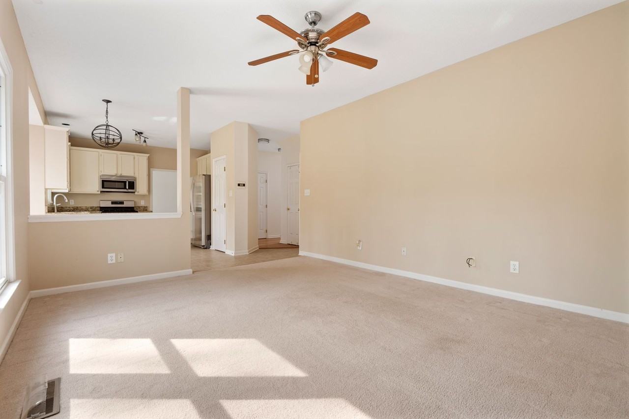 9552 Bells Valley Dr - Photo 6 of 32