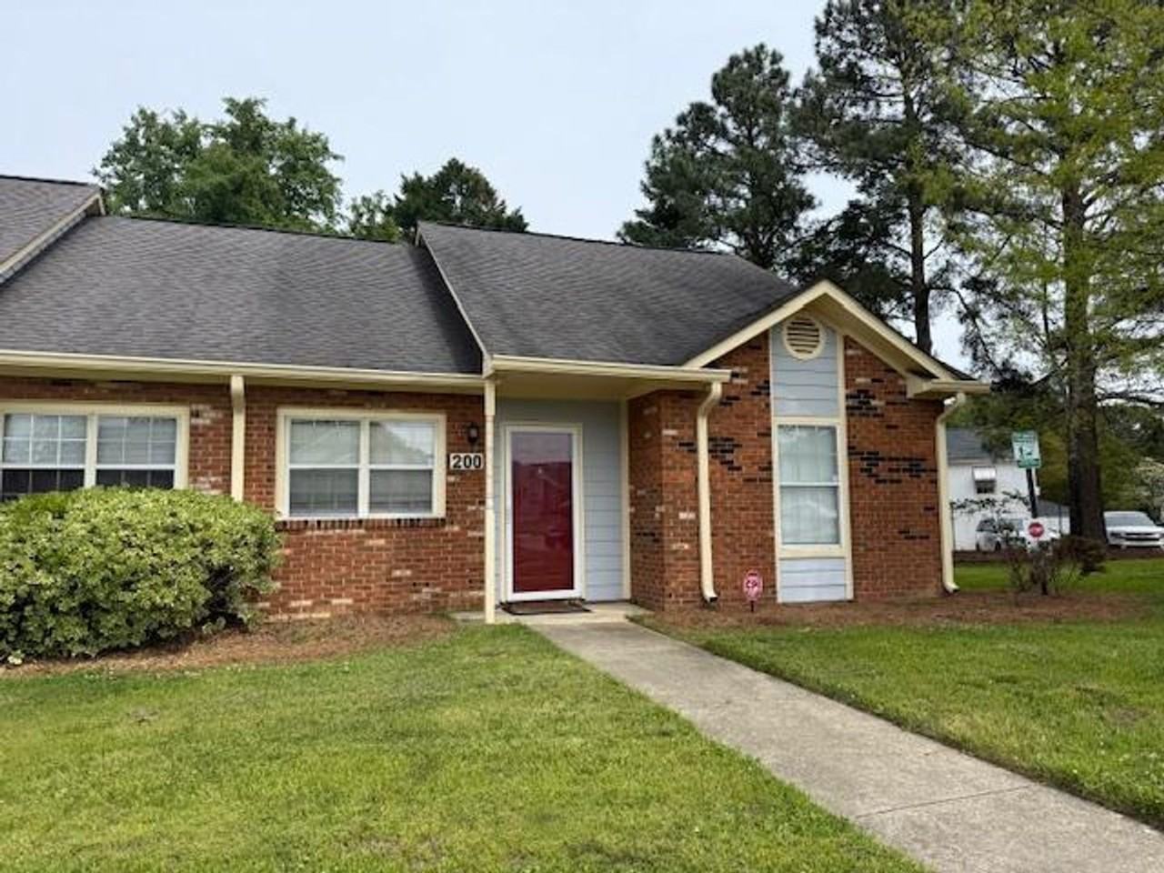 200 Old Spring Hill Ln