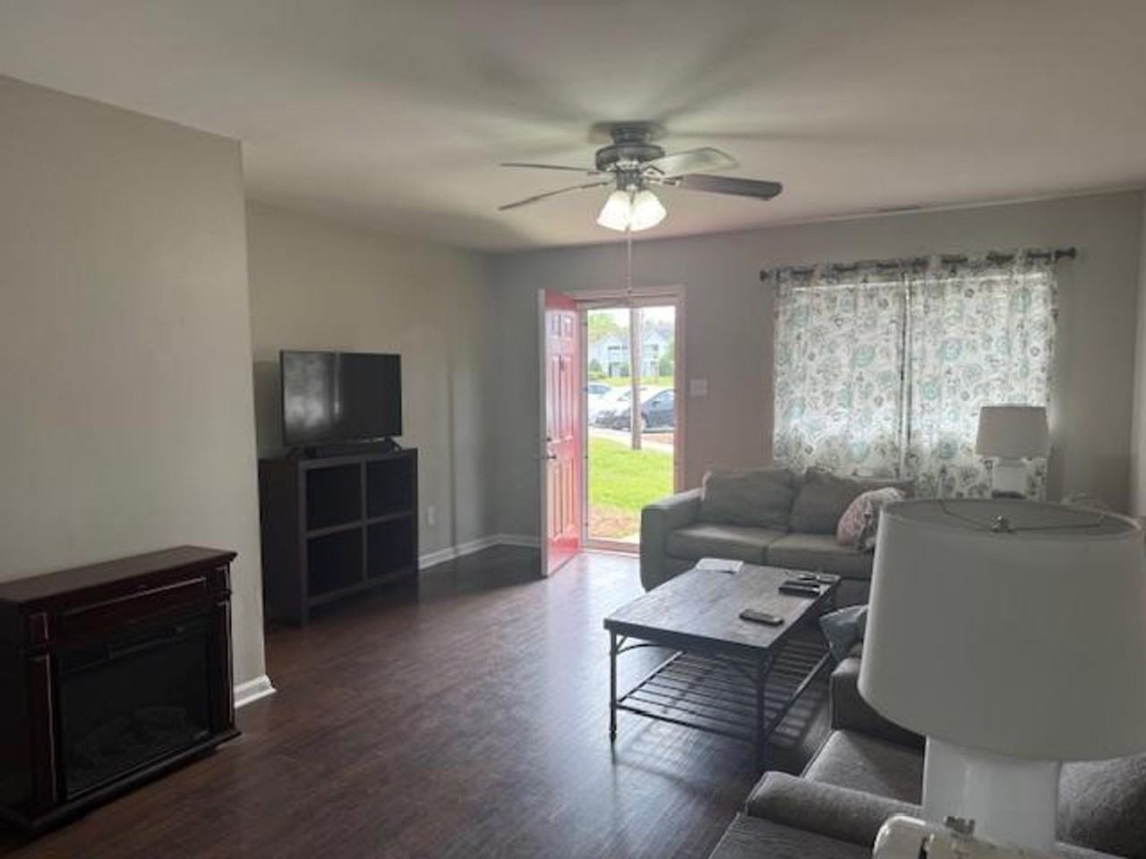 200 Old Spring Hill Ln - Photo 2 of 8