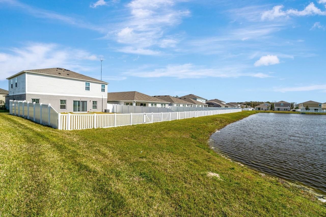 12811 Twin Bridges Dr - Photo 4 of 31