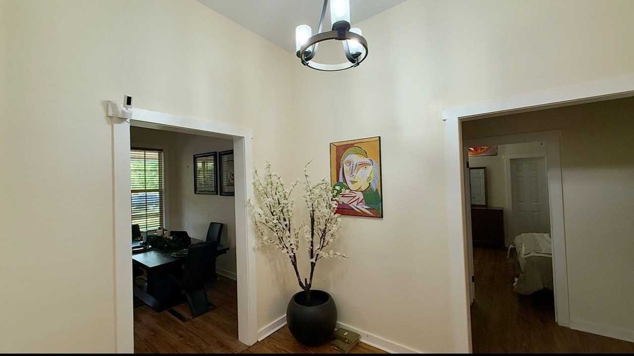 226 Huger St - Photo 3 of 12