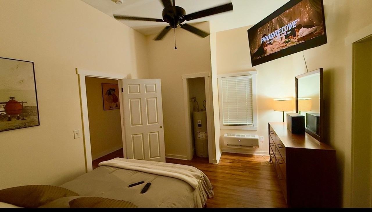 226 Huger St - Photo 6 of 12