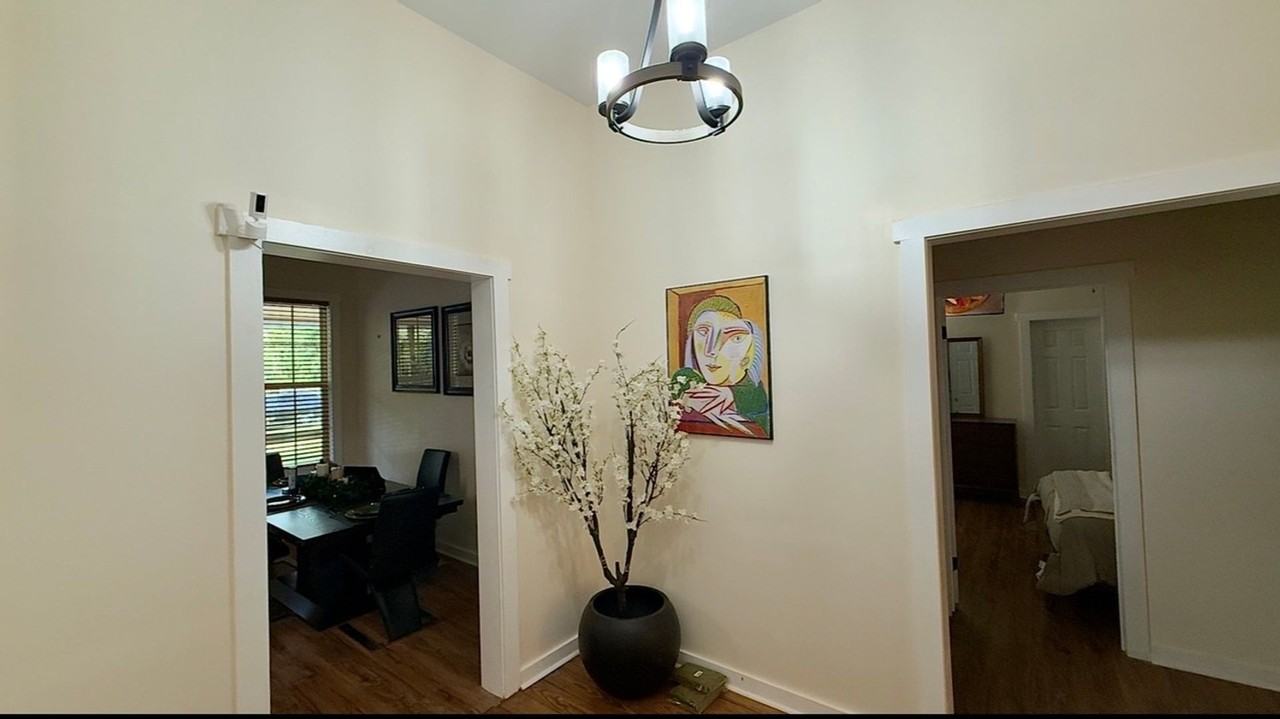 226 Huger St - Photo 4 of 12