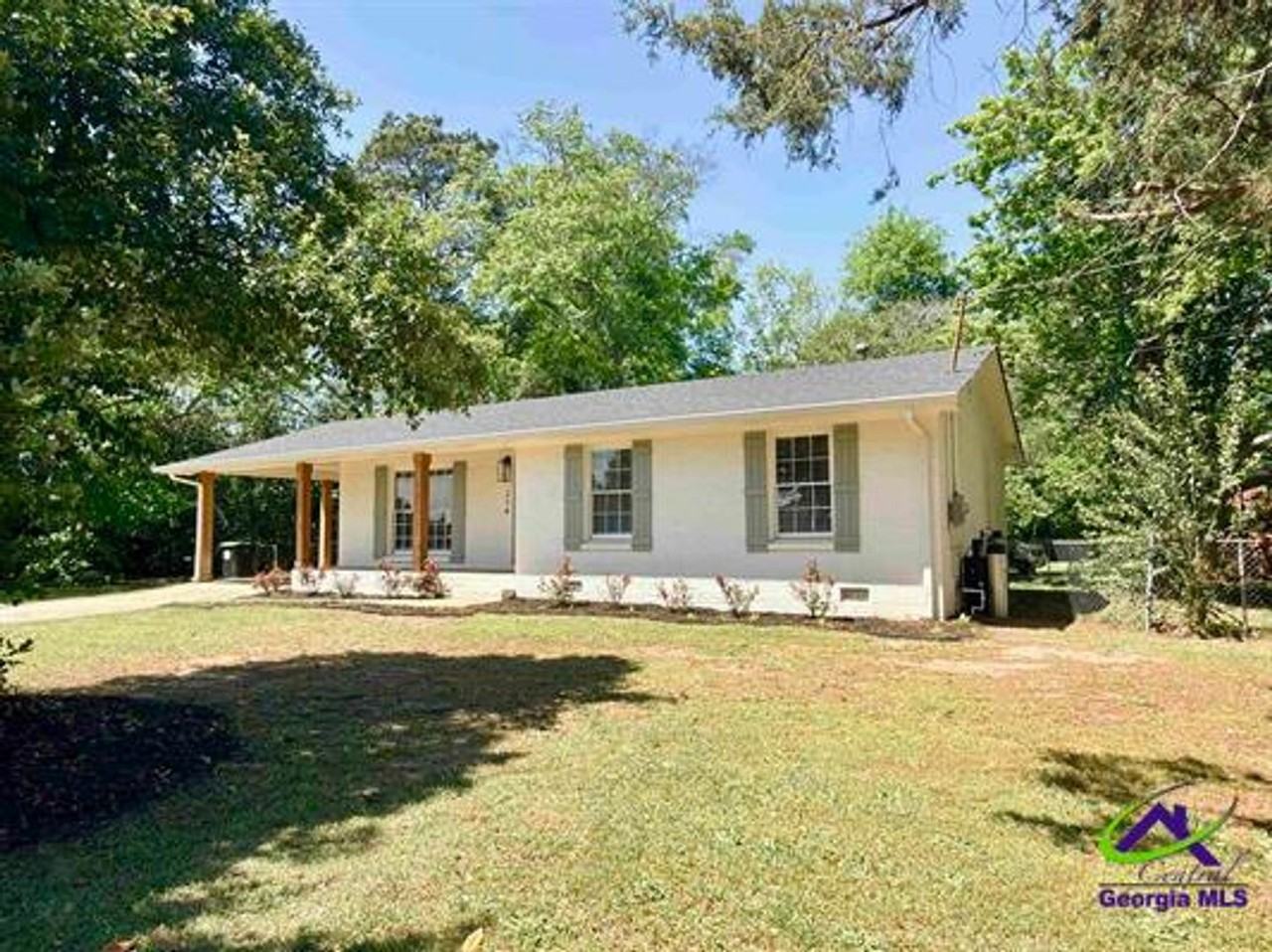 214 Meadowridge Dr - Photo 4 of 28