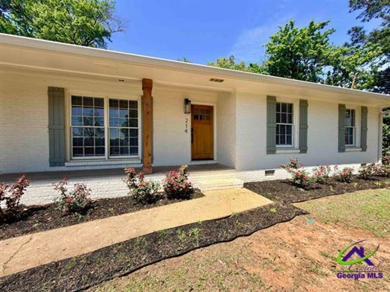 214 Meadowridge Dr - Photo 5 of 28