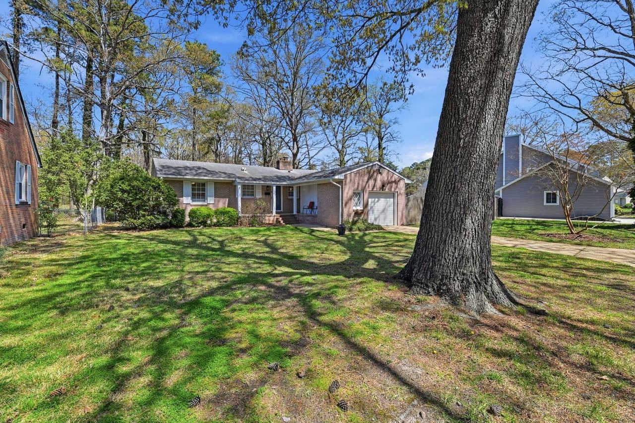 47 Fox Grove Dr - Photo 2 of 27