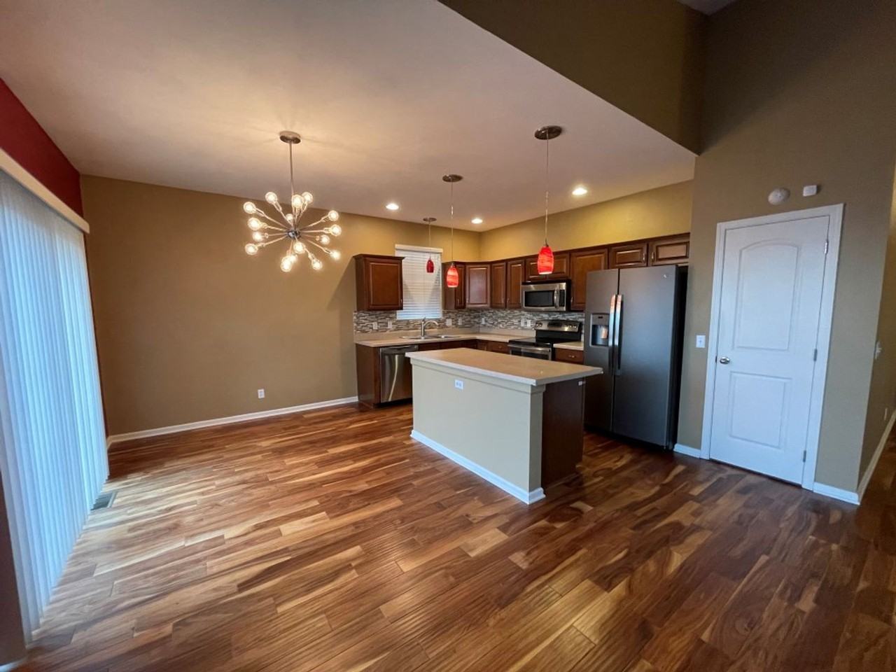 10506 Potter St - Photo 6 of 24