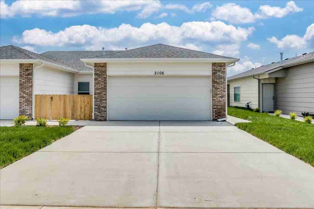 15338 W Kristina St - Photo 2 of 18