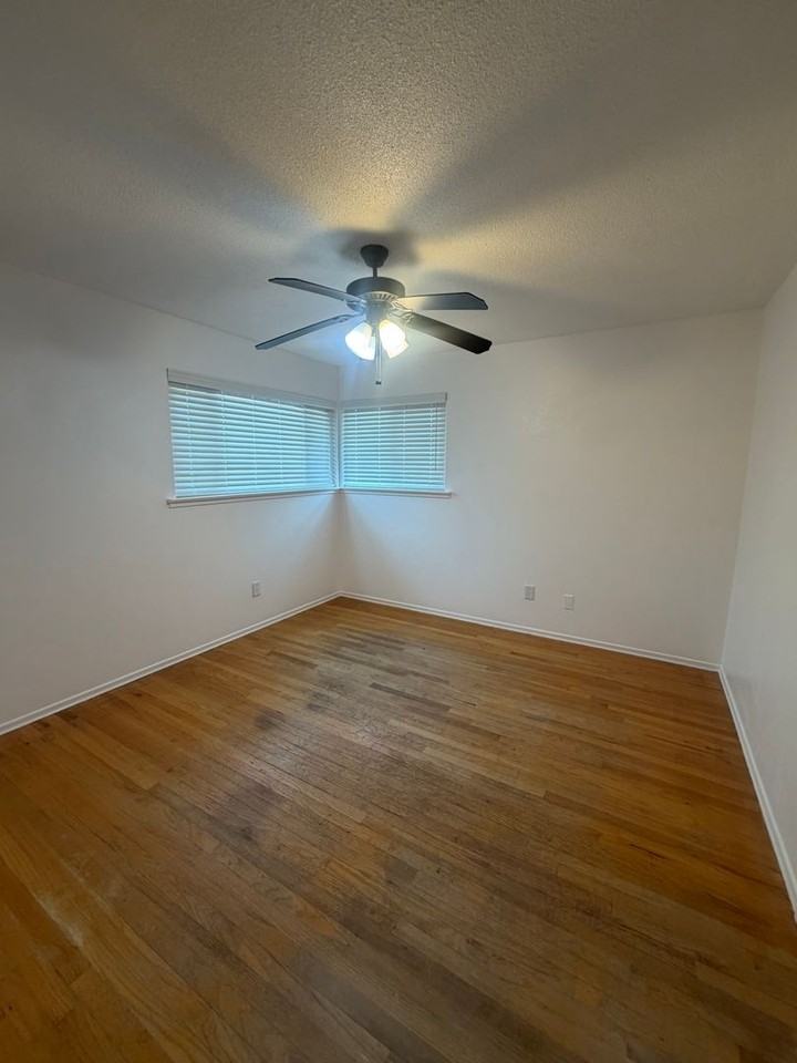 2004 N Burl Dr - Photo 7 of 18