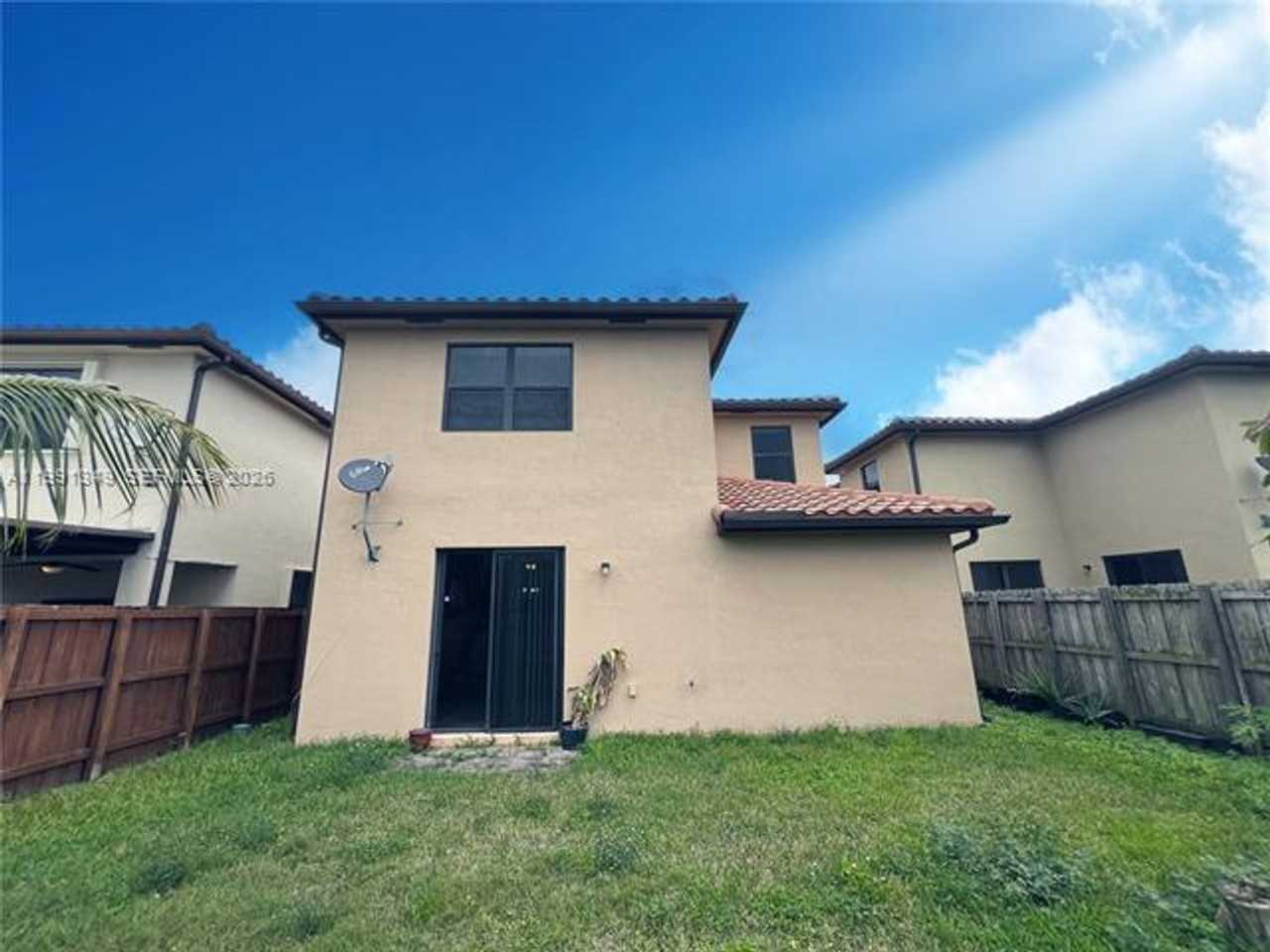 422 Se 34th Ter #422 - Photo 4 of 50