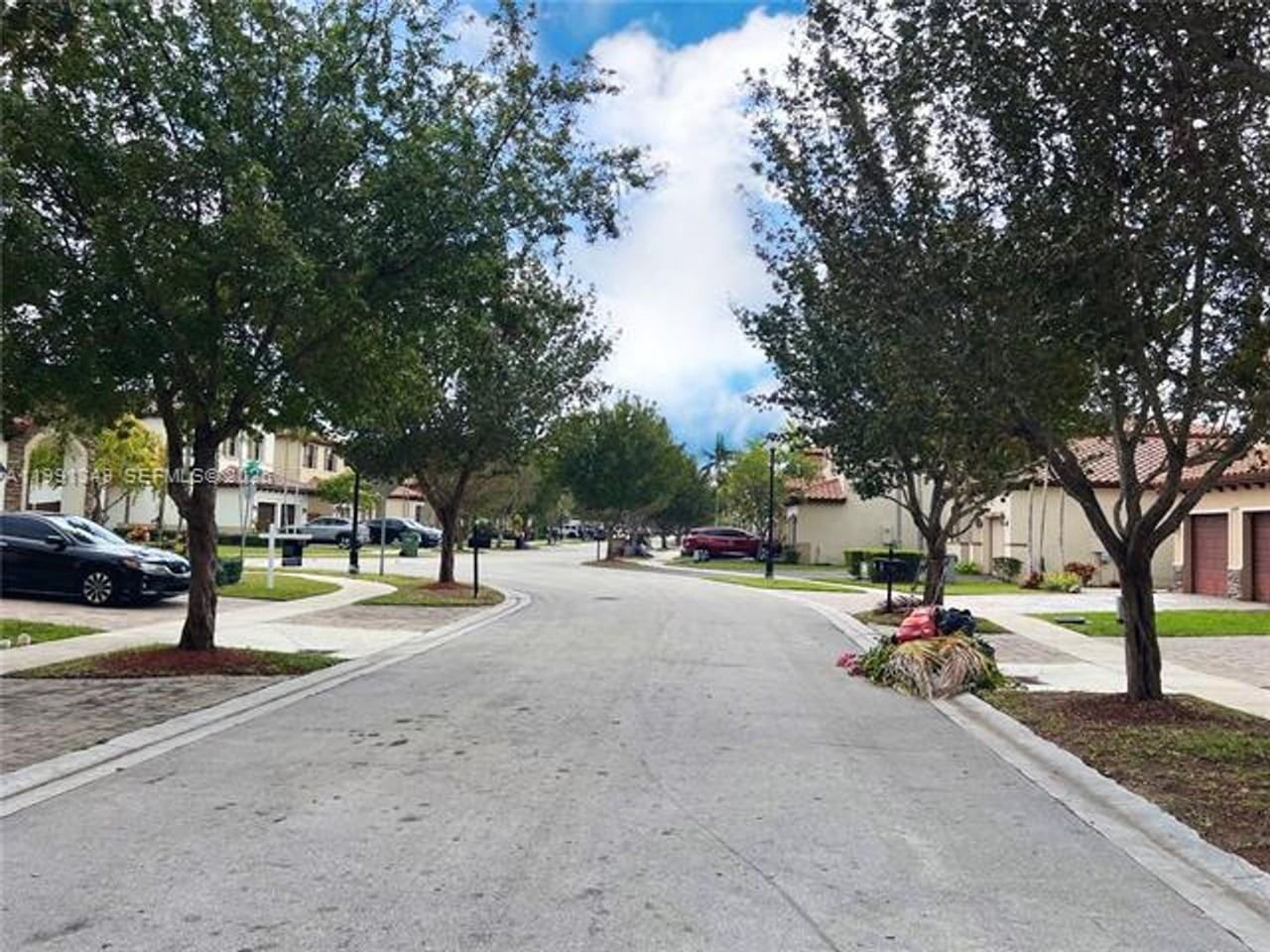 422 Se 34th Ter #422 - Photo 7 of 50