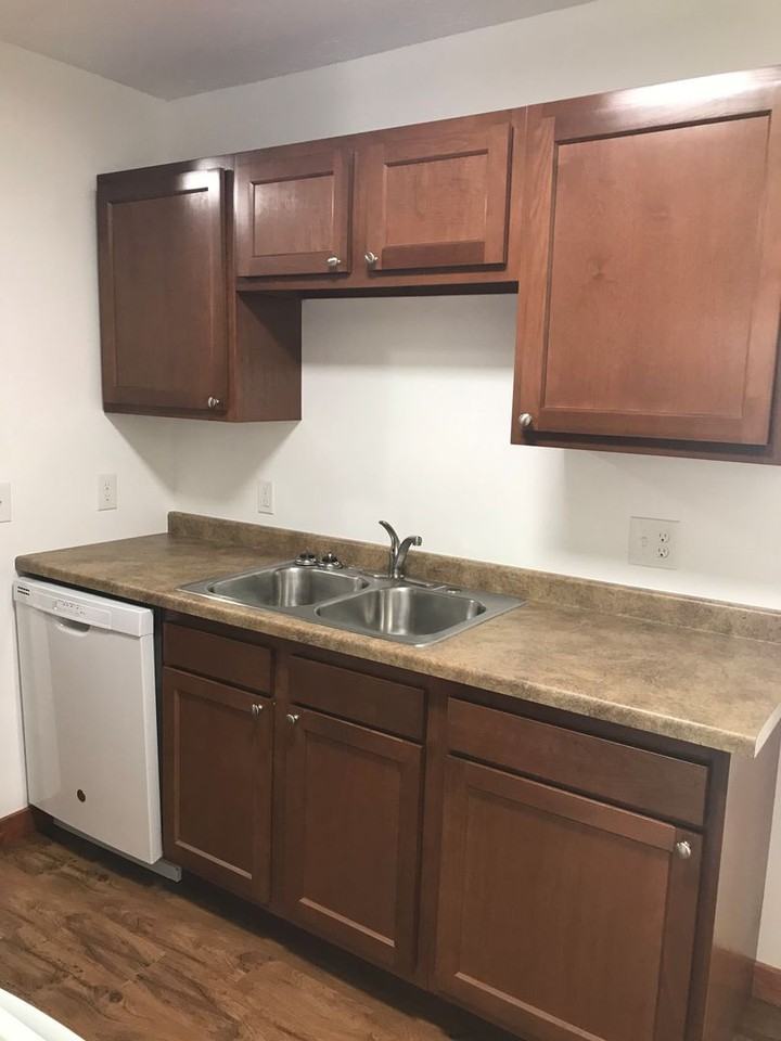 The Oaks at Naples - Photo 3 of 27