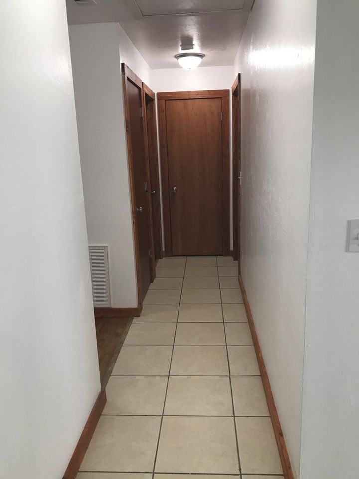 The Oaks at Naples - Photo 6 of 27