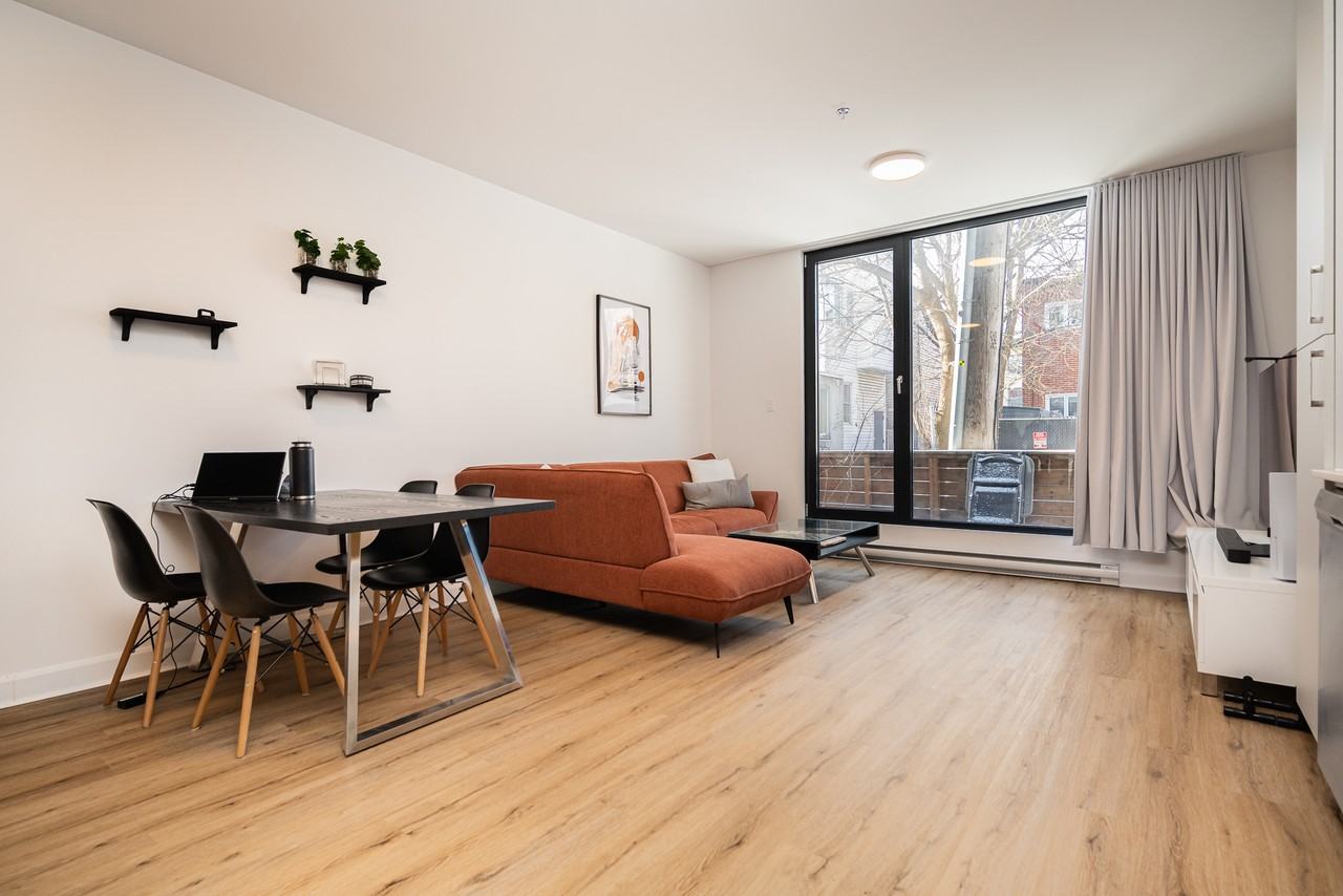 6728 Boulevard Saint-Laurent #101 - Photo 4 of 8