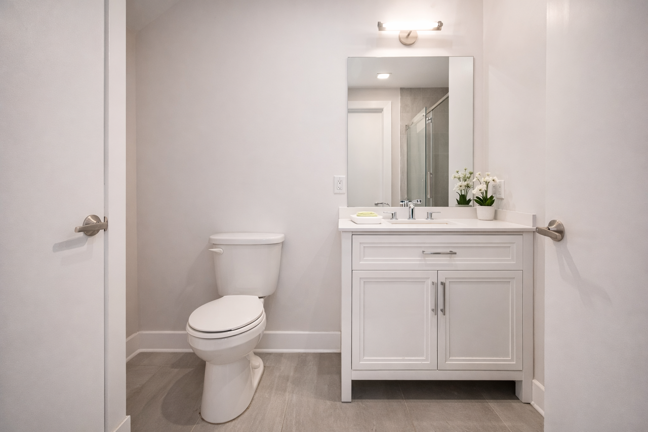 6728 Boulevard Saint-Laurent #207 - Photo 6 of 8