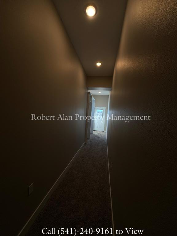 2601 Sw Hailey Ave ##205 - Photo 3 of 11