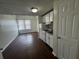 featured image of 103 E Central Ave