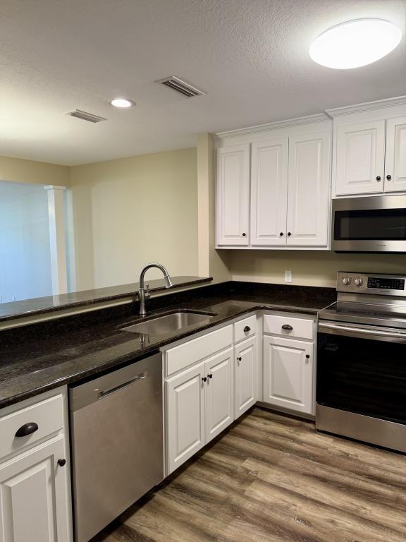 118 Jasmine Cir - Photo 4 of 14