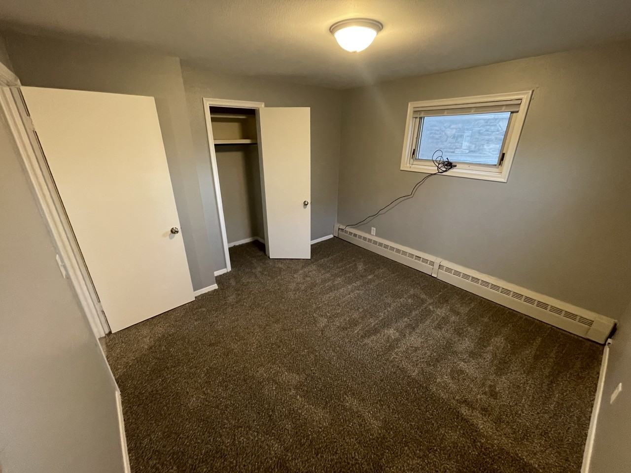 105 18th Ave Sw #3 - Photo 4 of 7