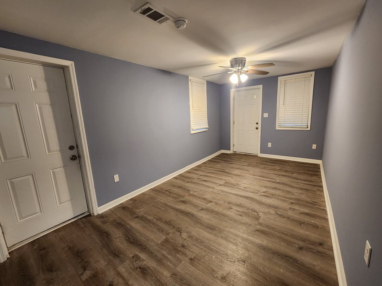 1603 Richards St #A - Photo 4 of 25