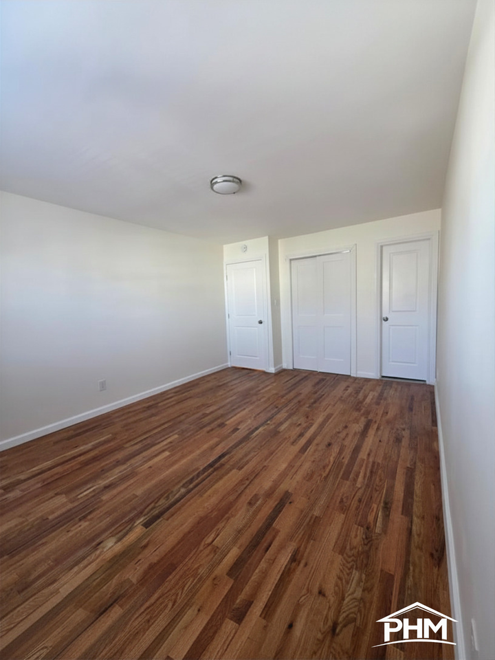 673 Ashford St #2 - Photo 5 of 9