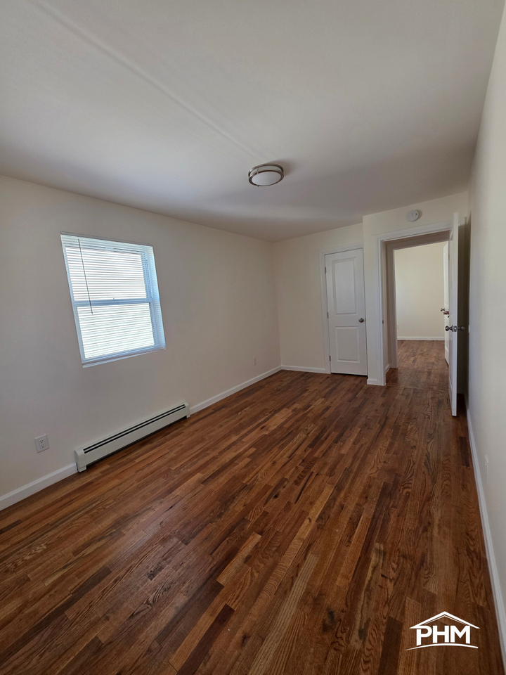 673 Ashford St #2 - Photo 7 of 9