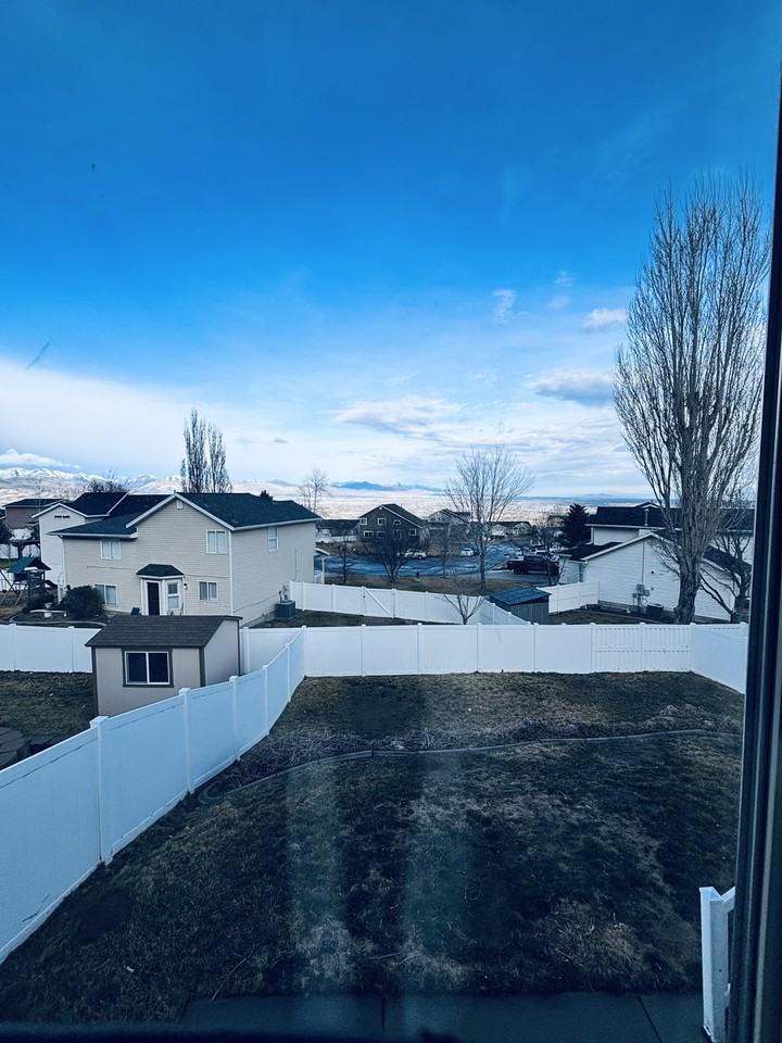 15102 S Manilla Dr - Photo 2 of 17