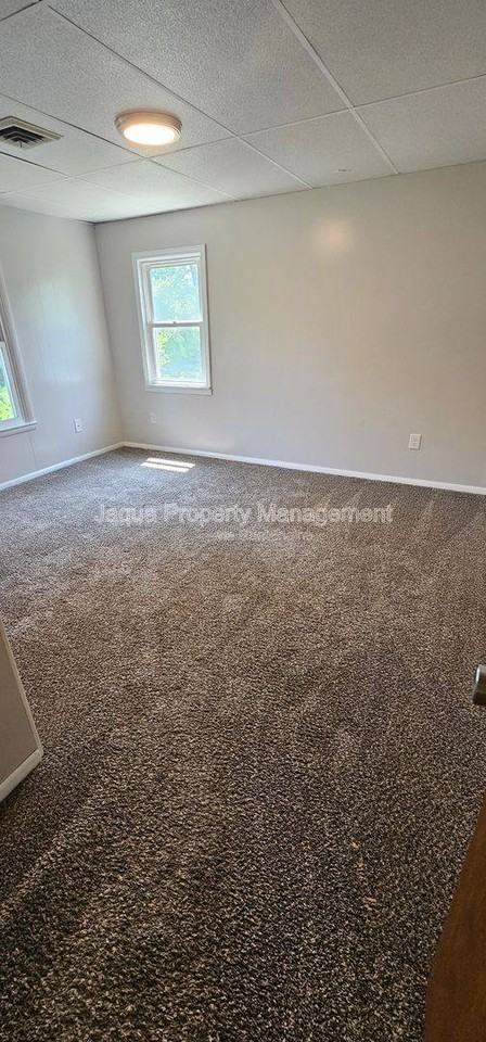 308 N Staffon St #308-2 - Photo 2 of 9