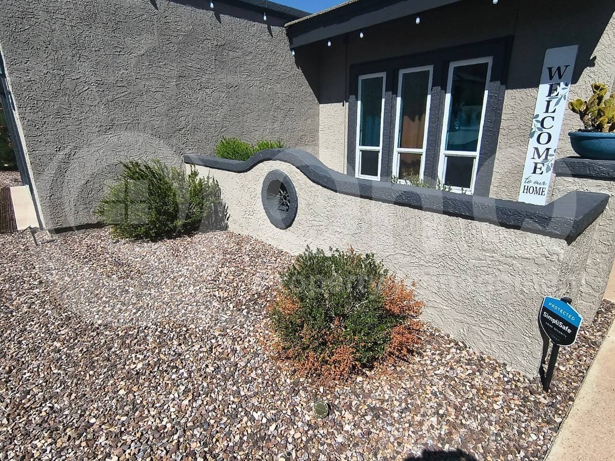 1914 E Beck Ln - Photo 5 of 10