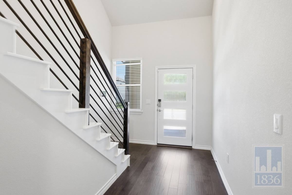 5309 Jason Dr - Photo 2 of 10
